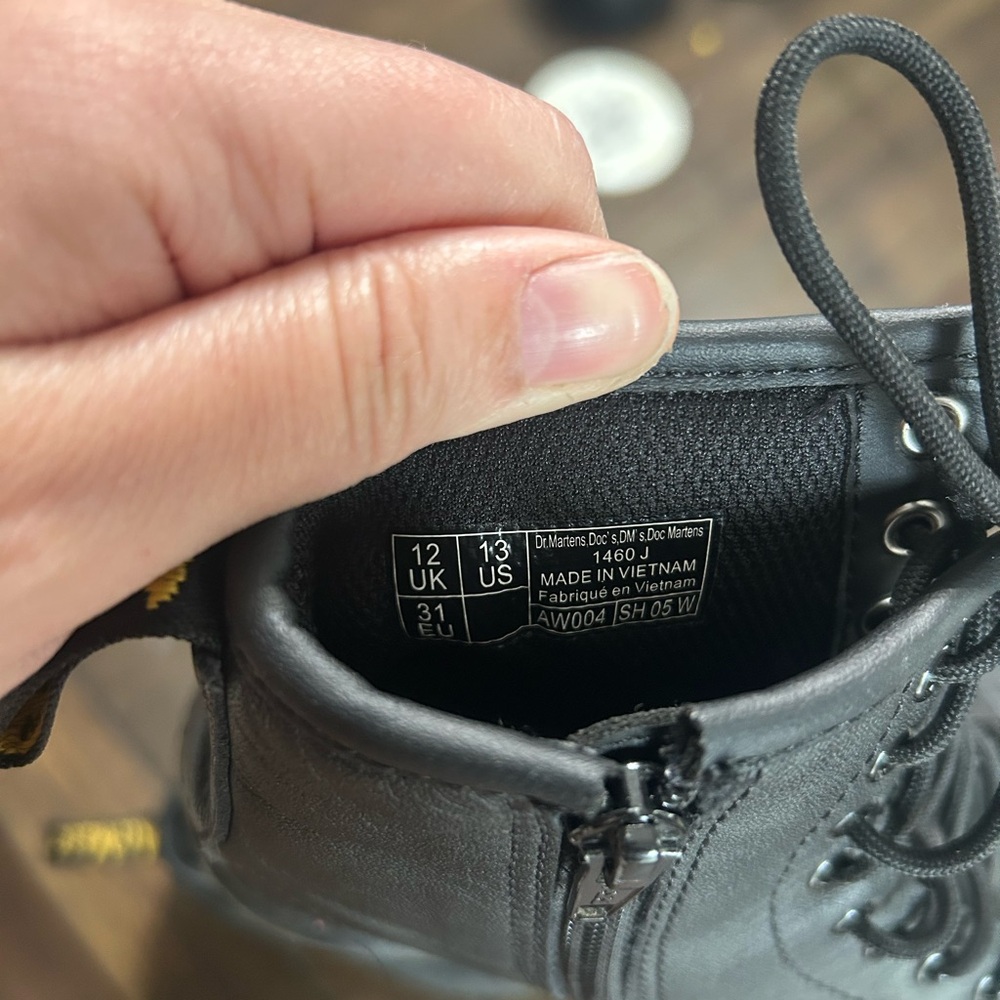 Dr. Martens Kids Black Lace-Up Boots - Picture 8 of 8